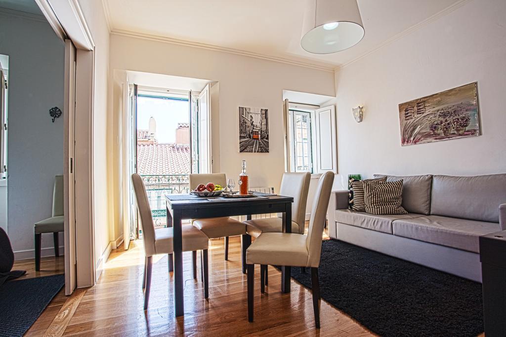 Downtown Apartments Bica Лиссабон Экстерьер фото