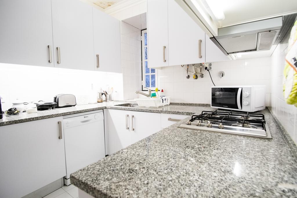 Downtown Apartments Bica Лиссабон Экстерьер фото
